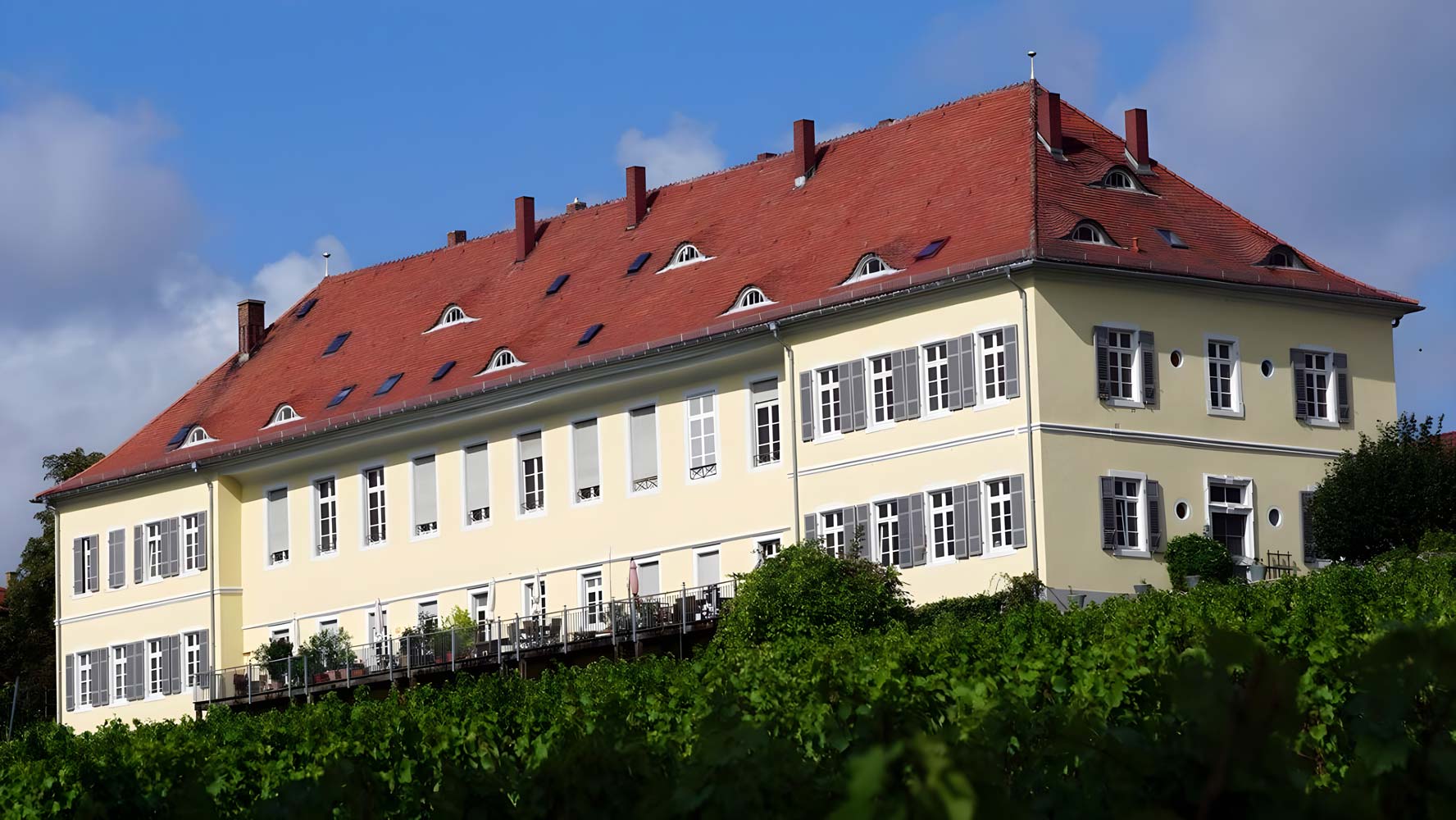 sw-25-ballhaus-b